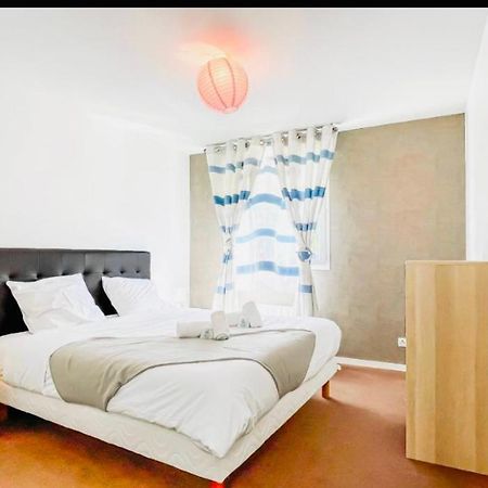 Virginia 600M De La Gare Apartment อานมาส ภายนอก รูปภาพ