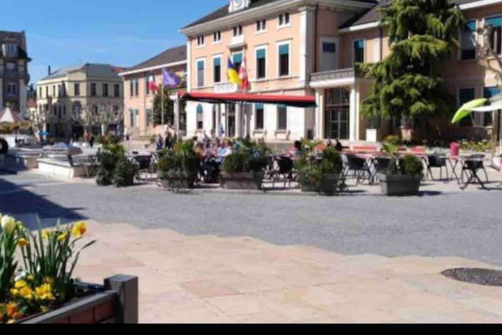 Virginia 600M De La Gare Apartment อานมาส ภายนอก รูปภาพ