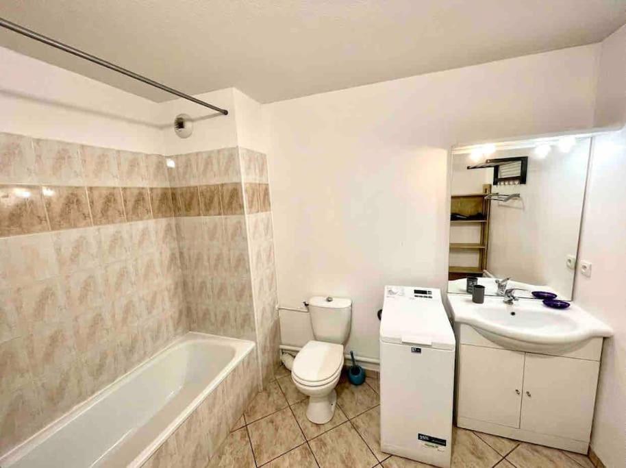 Virginia 600M De La Gare Apartment อานมาส ภายนอก รูปภาพ